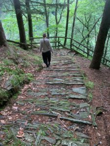 Fußweg ins nächste Dorf 